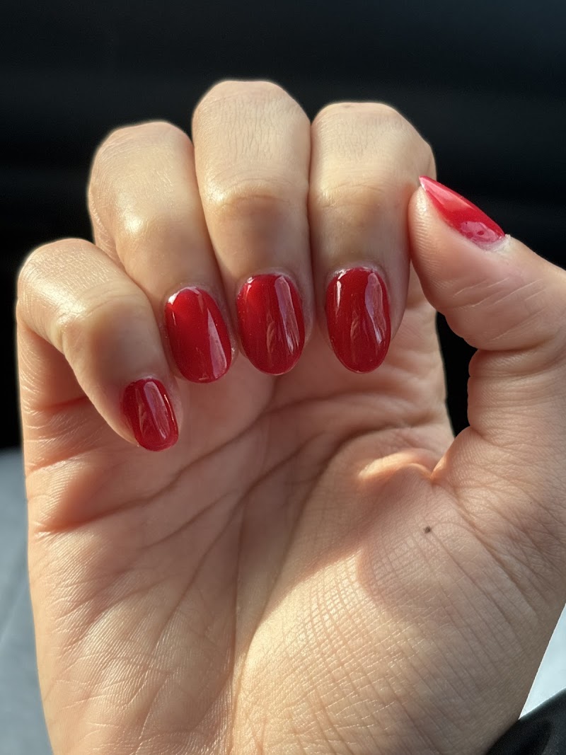 Shiny Nails & Spa, nail salon in Falmouth, MA, photo 3 of 10