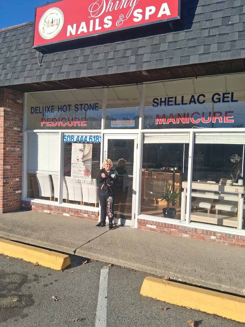 Shiny Nails & Spa, nail salon in Falmouth, MA, photo 5 of 10